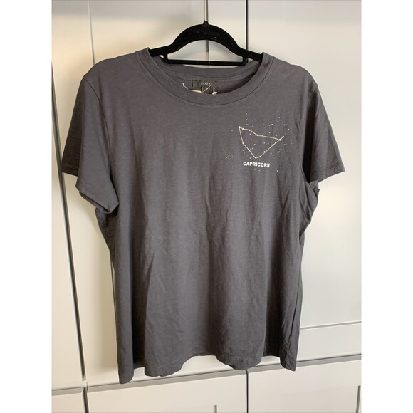 J CREW Tee Top  Sz XL CAPRICORN ASTROLOGY T-SHIRT TOP IN CHARCOAL‎ Retro - Picture 1 of 6
